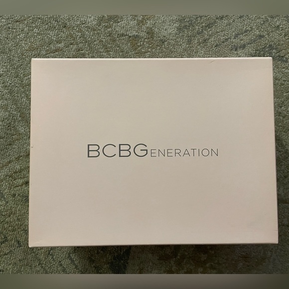 Black BCBG pumps - Picture 5 of 5